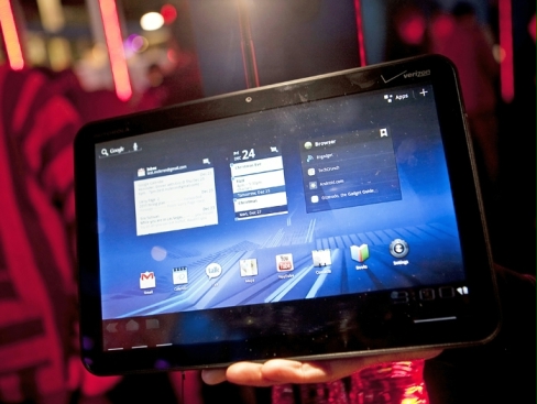Primeiro tablet da Motorola vem com processador de dois ncleos de 1 GHz e verso 3.0 do Android,...